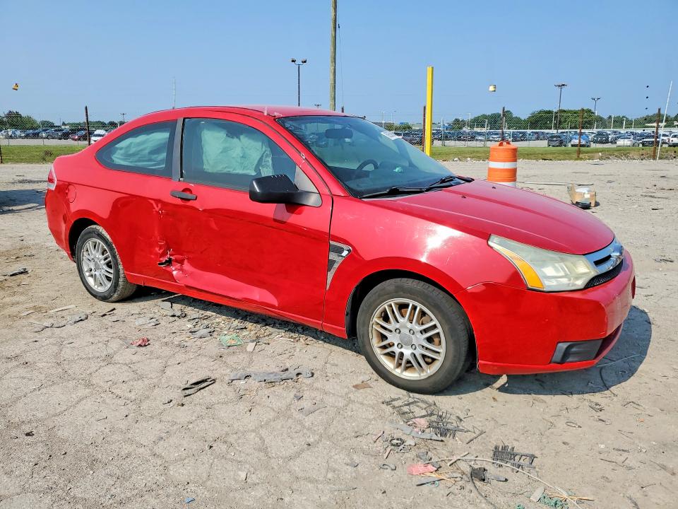 Photo 4 from auction – 2008 FORD FOCUS with VIN 1FAHP33NX8W137615