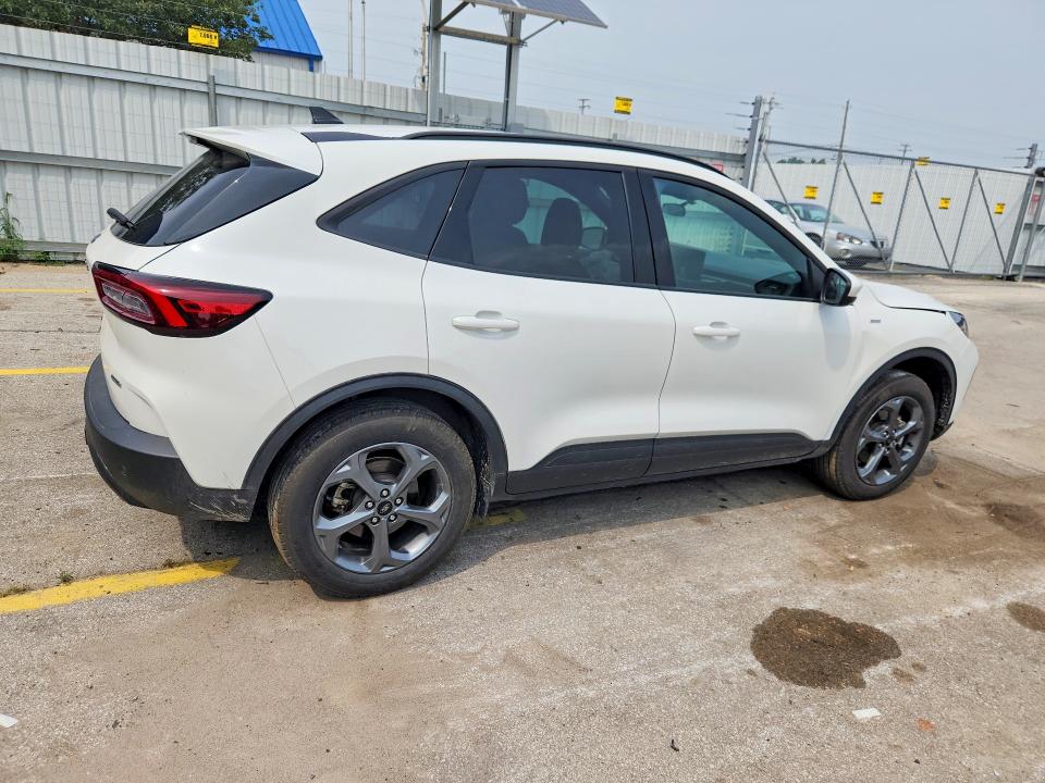 Photo 3 from auction – 2025 FORD ESCAPE with VIN 1FMCU9NZ4SUA98261
