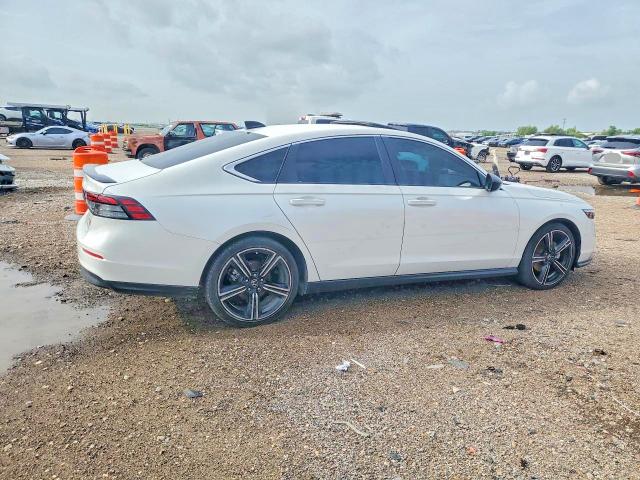 Photo 3 from auction – 2024 HONDA ACCORD with VIN 1HGCY2F58RA093864