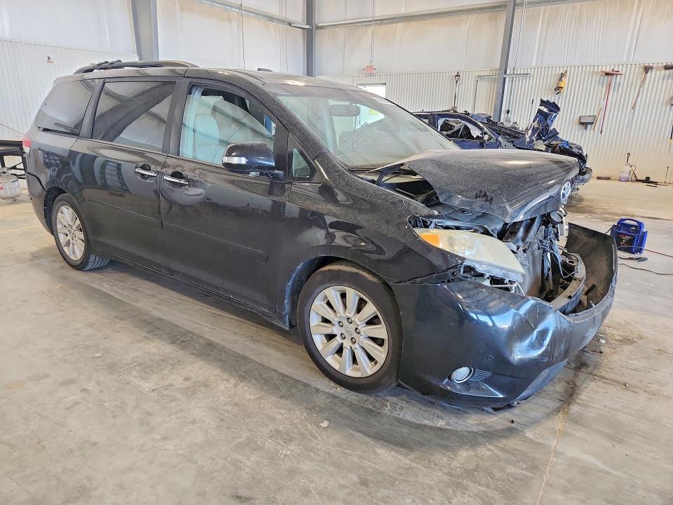 Photo 4 from auction – 2013 TOYOTA SIENNA with VIN 5TDYK3DCXDS394497