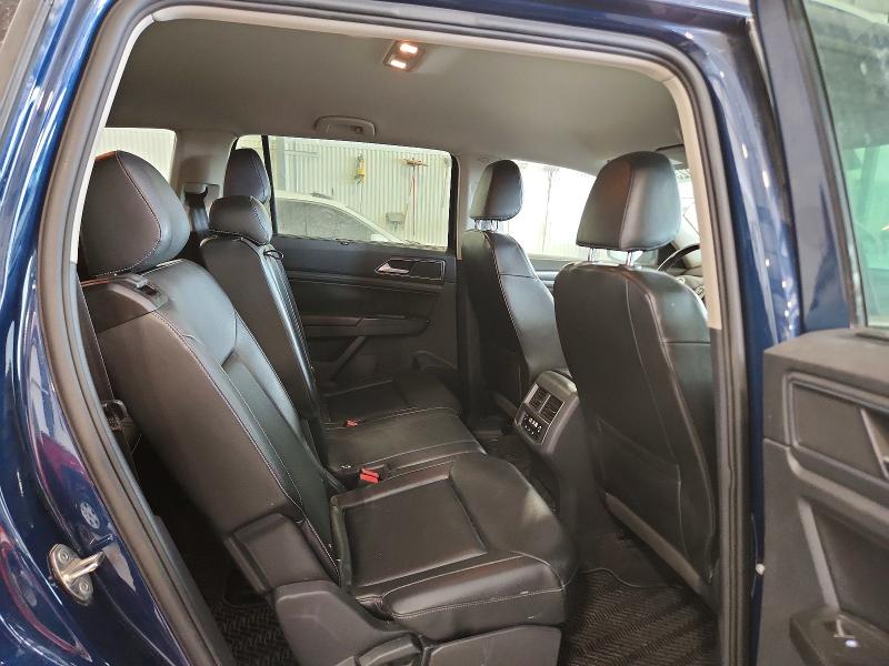 Photo 11 from auction – 2018 VOLKSWAGEN ATLAS with VIN 1V2LR2CA7JC513344