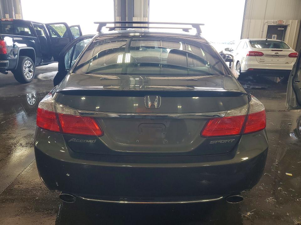 Photo 6 from auction – 2014 HONDA ACCORD with VIN 1HGCR2F58EA033011