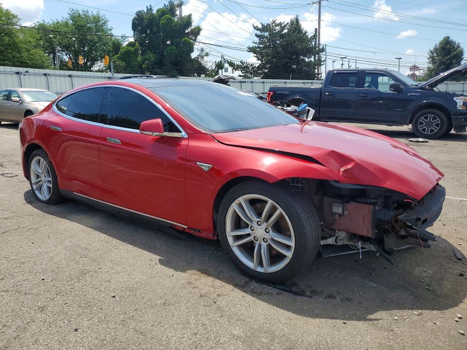 Photo 4 from auction – 2015 TESLA MODEL S with VIN 5YJSA1S23FF090510