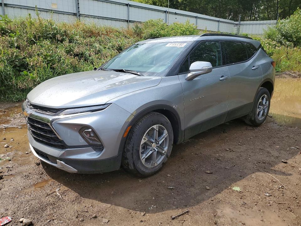 Photo 1 from auction – 2025 CHEVROLET BLAZER with VIN 3GNKBJRSXSS268750