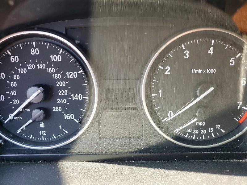 Photo 9 from auction – 2011 BMW 328 with VIN WBAPK5C54BF123357