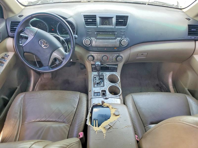 Photo 8 from auction – 2009 TOYOTA HIGHLANDER with VIN JTEES41A692128433