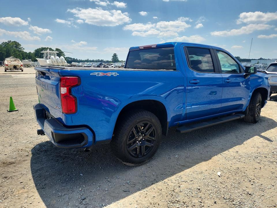 Снимка 3 от търг – 2023 CHEVROLET SILVERADO с VIN 1GCUDEED7PZ110015