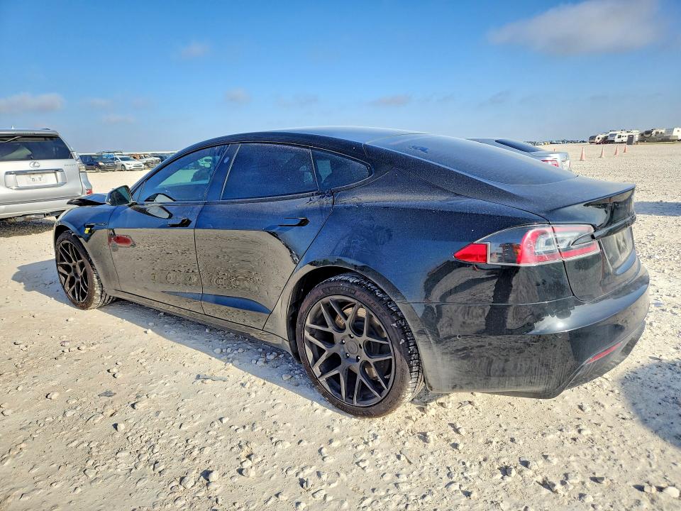 Photo 2 from auction – 2021 TESLA MODEL S with VIN 5YJSA1E55MF438200