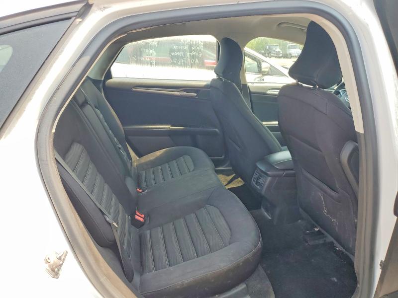 Photo 10 from auction – 2016 FORD FUSION with VIN 3FA6P0H72GR326485