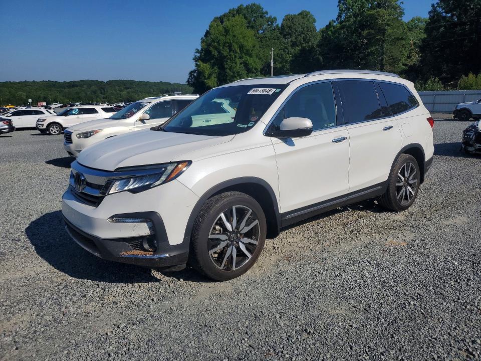 HONDA PILOT 2022 with VIN 5FNYF5H69NB028430 - Photo from auction