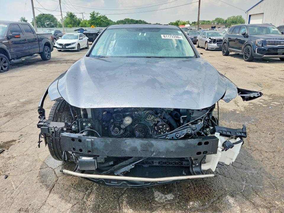 Photo 5 from auction – 2019 INFINITI Q50 with VIN JN1EV7AR3KM591128