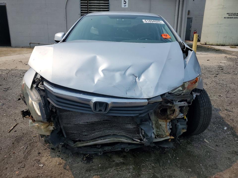 Photo 5 from auction – 2012 HONDA CIVIC with VIN 2HGFB2F53CH591655
