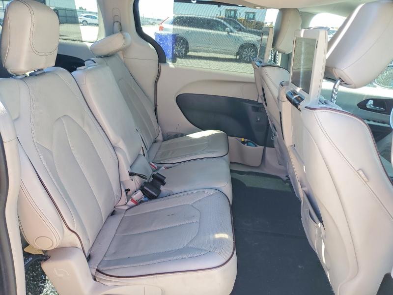 Photo 11 from auction – 2017 CHRYSLER PACIFICA with VIN 2C4RC1GG0HR525746