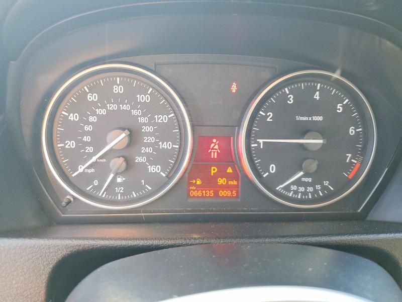 Photo 9 from auction – 2014 BMW X1 with VIN WBAVM1C56EVW50790
