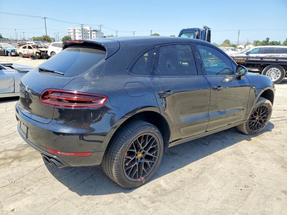 Photo 3 from auction – 2017 PORSCHE MACAN with VIN WP1AG2A57HLB51139