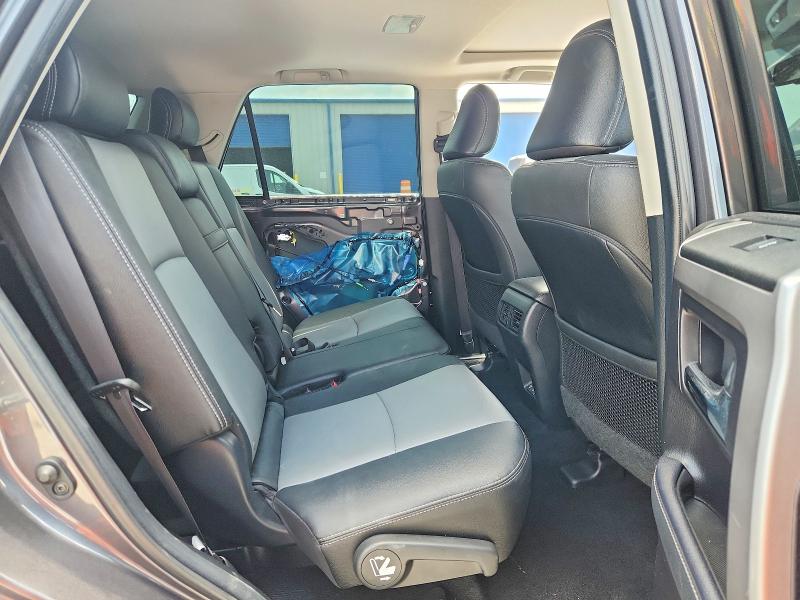 Снимка 11 от търг – 2022 TOYOTA 4RUNNER с VIN JTENU5JR9N5986302