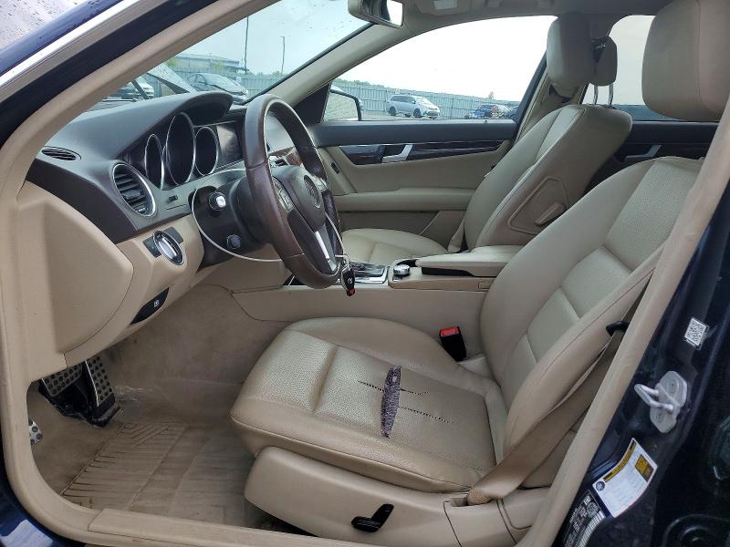 Photo 7 from auction – 2014 MERCEDES-BENZ C with VIN WDDGF8AB6EA939950