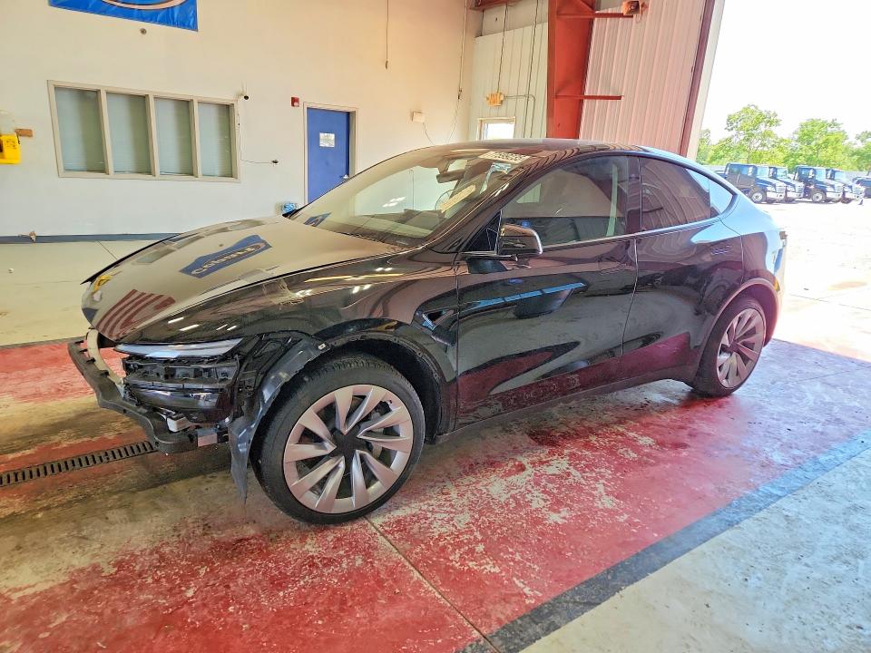 TESLA MODEL Y 2026 with VIN 7SAYGDEE1TF373731 - Photo from auction