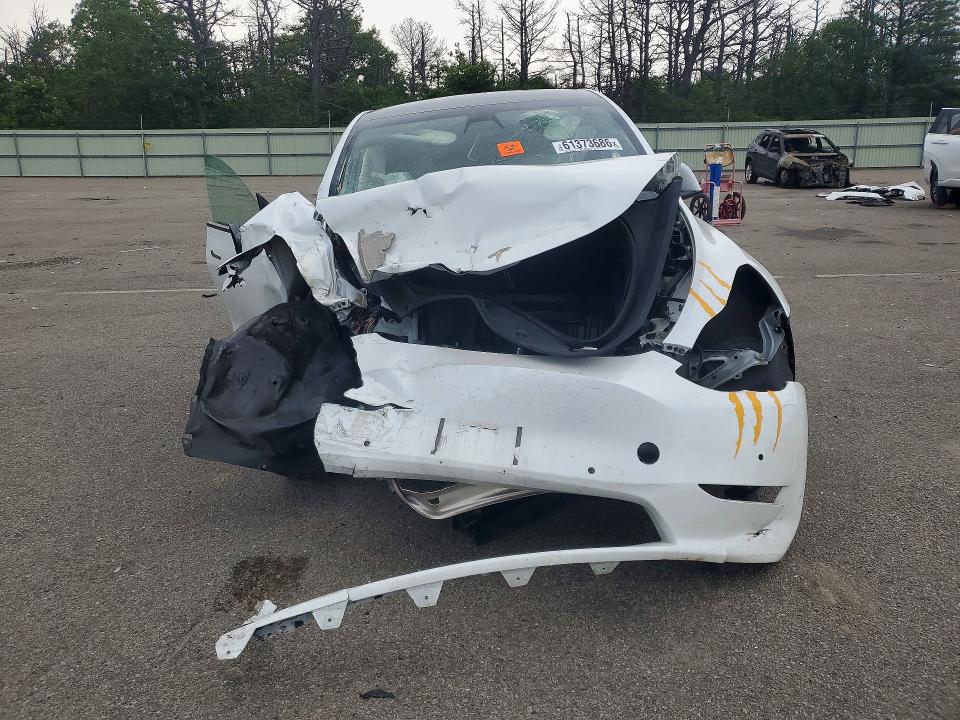 Photo 5 from auction – 2020 TESLA MODEL Y with VIN 5YJYGDEE7LF012436