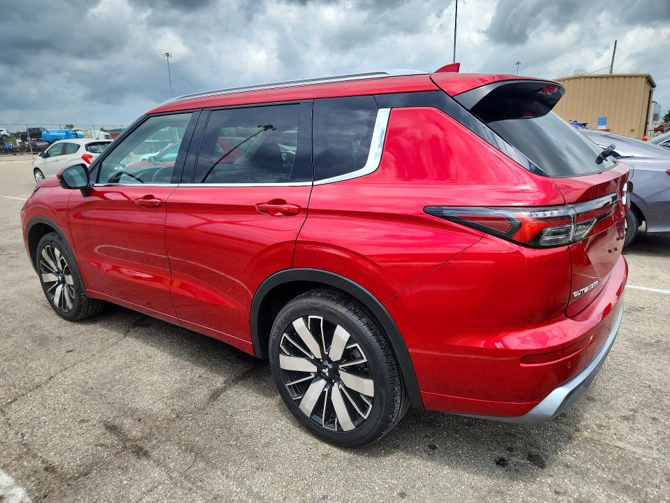 Photo 2 from auction – 2026 MITSUBISHI OUTLANDER with VIN JA4J4WAB5TZ012876