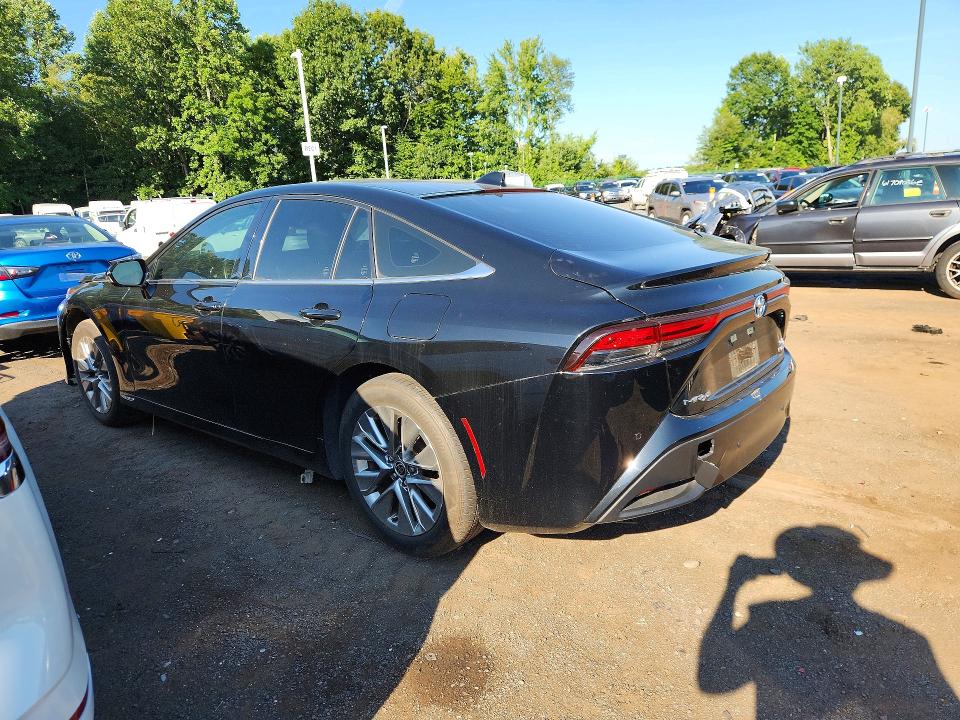 Photo 2 from auction – 2022 TOYOTA MIRAI with VIN JTDAAAAA4NA007212