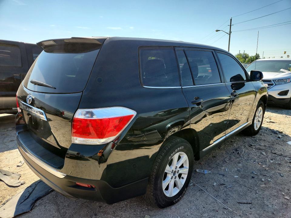Photo 3 from auction – 2012 TOYOTA HIGHLANDER with VIN 5TDZA3EHXCS025591