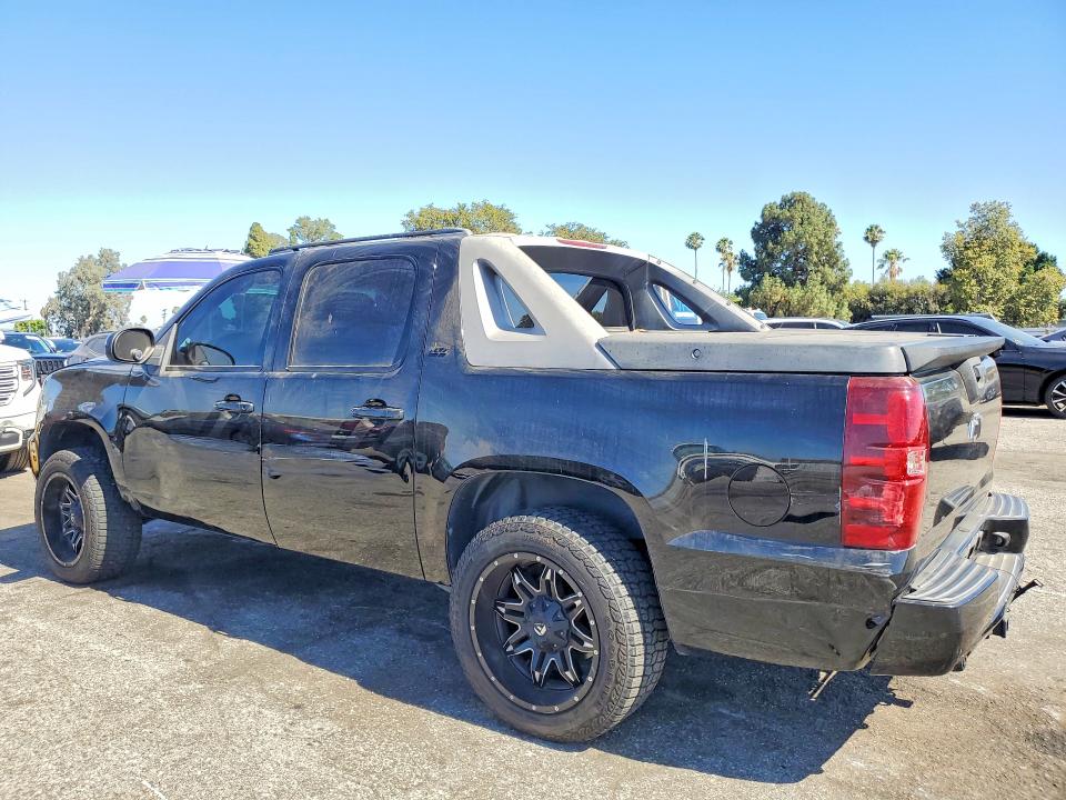 Photo 2 from auction – 2009 CHEVROLET AVALANCHE with VIN 3GNFK32059G257688
