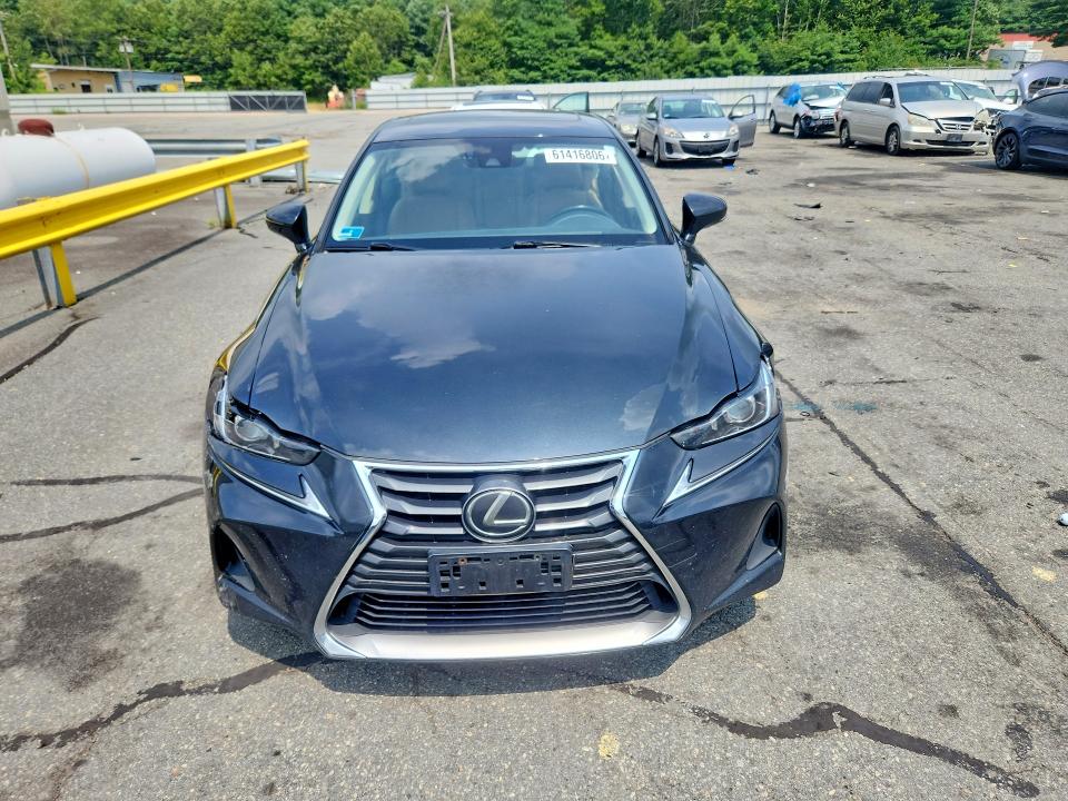 Photo 5 from auction – 2018 LEXUS IS with VIN JTHC81D20J5030917