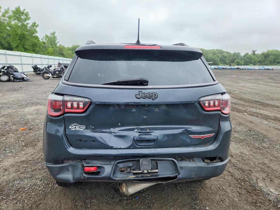 Фото 6 с аукциона – 2018 JEEP COMPASS с VIN 3C4NJDDB5JT130186