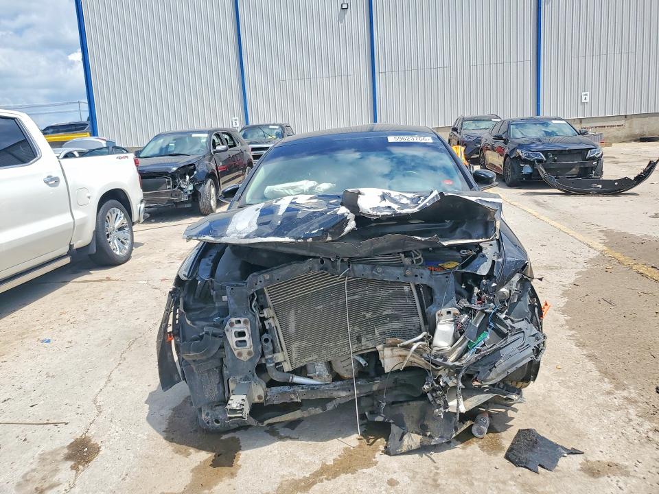 Photo 5 from auction – 2015 CHRYSLER 200 with VIN 1C3CCCAB8FN611707