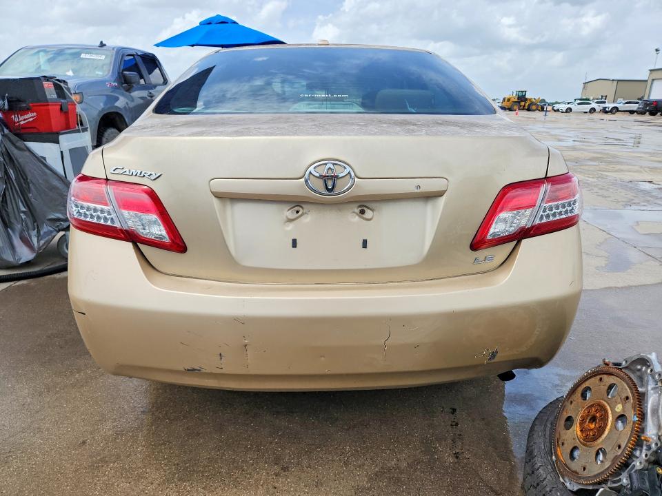 Photo 6 from auction – 2011 TOYOTA CAMRY with VIN 4T1BF3EK8BU744522