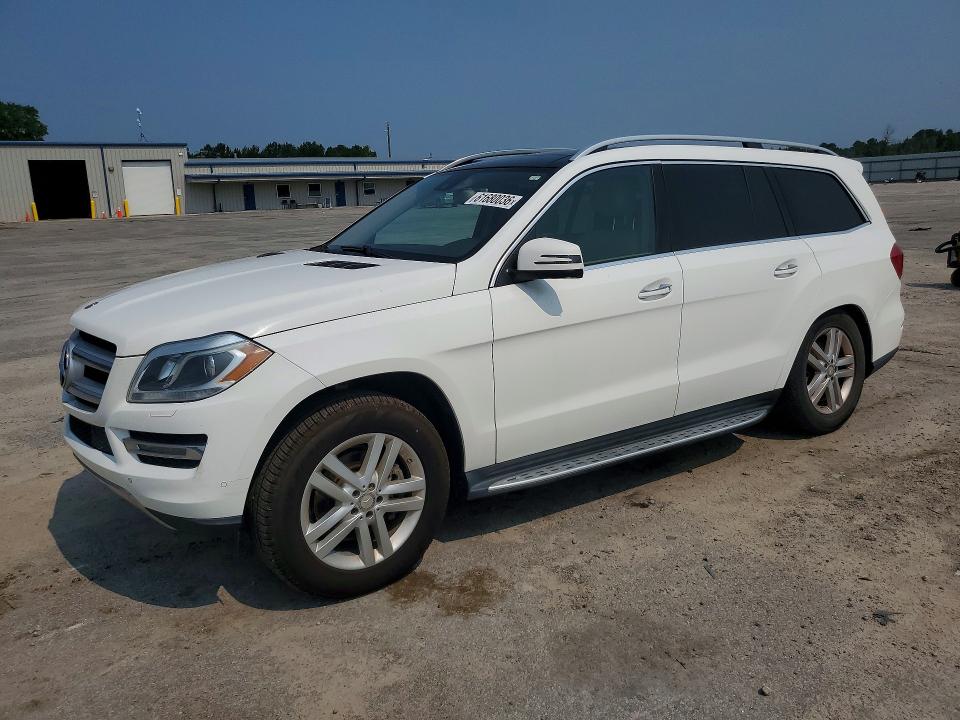 MERCEDES-BENZ GL 2016 with VIN 4JGDF6EE0GA697550 - Photo from auction