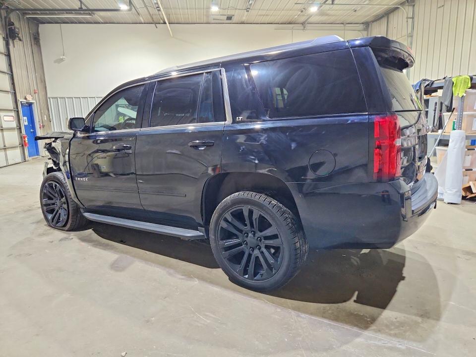 Photo 2 from auction – 2018 CHEVROLET TAHOE with VIN 1GNSKBKC8JR113317