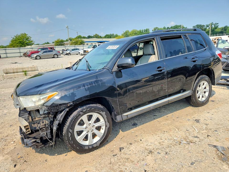 TOYOTA HIGHLANDER 2011 with VIN 5TDBK3EH2BS078458 - Photo from auction