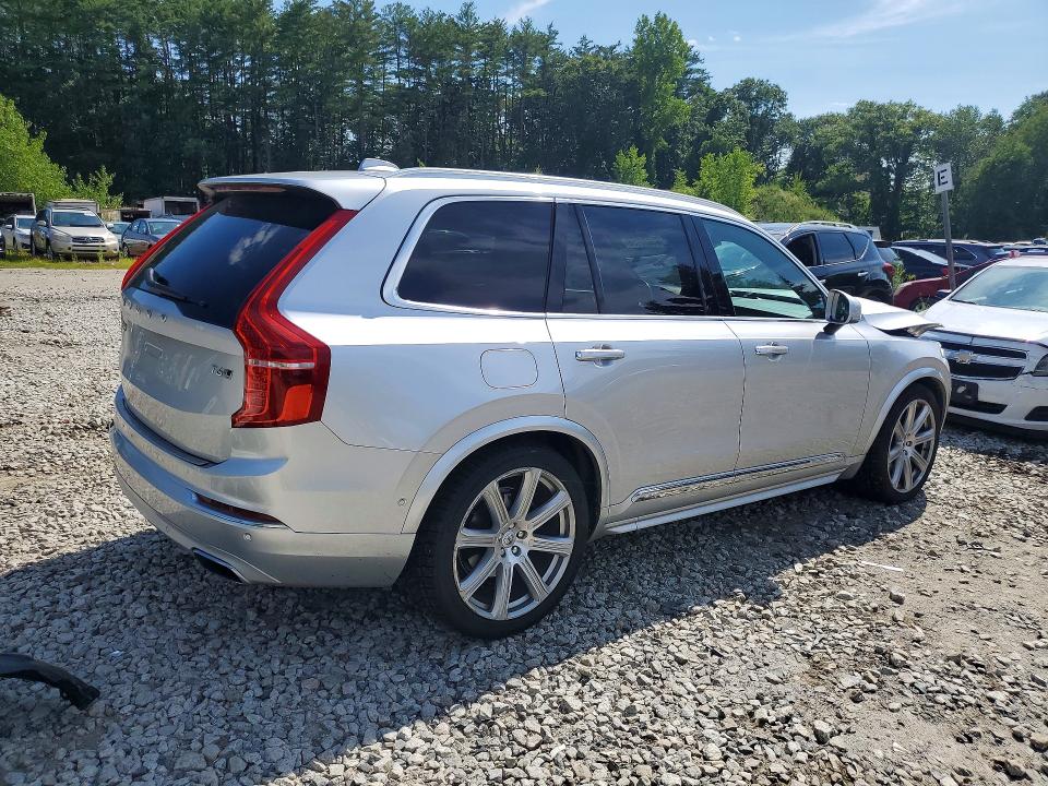 Photo 3 from auction – 2017 VOLVO XC90 with VIN YV4A22PL7H1173995