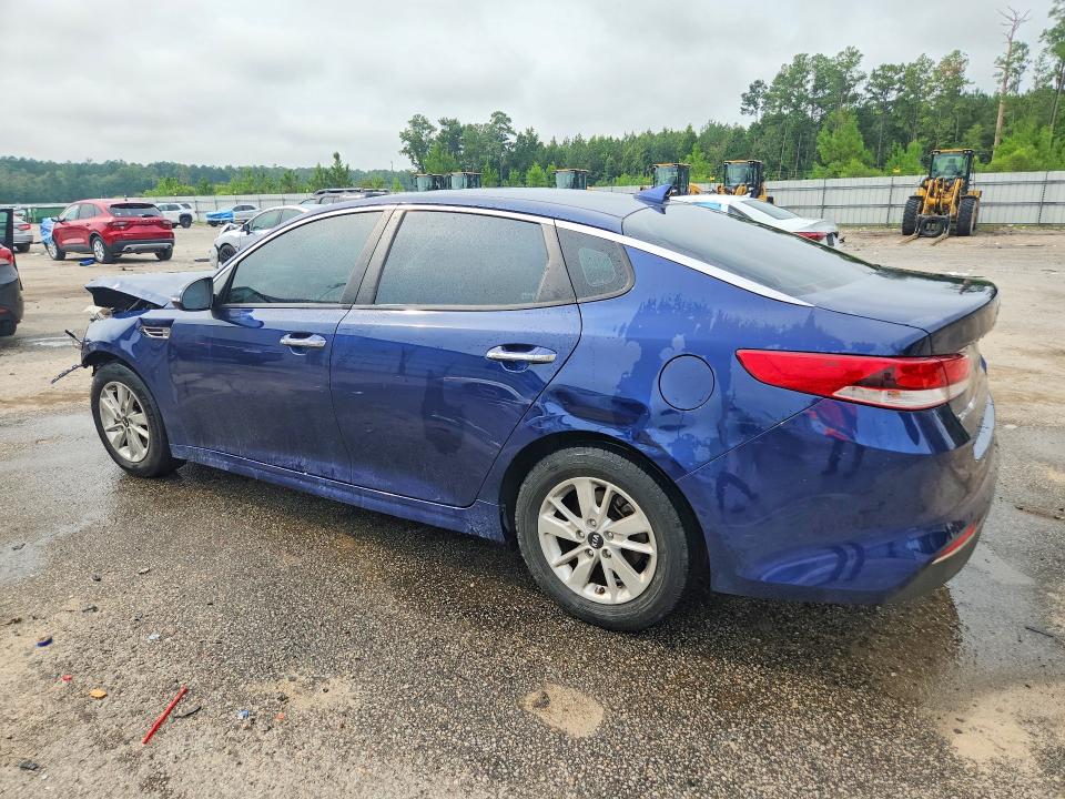 Photo 2 from auction – 2018 KIA OPTIMA with VIN 5XXGT4L32JG181394