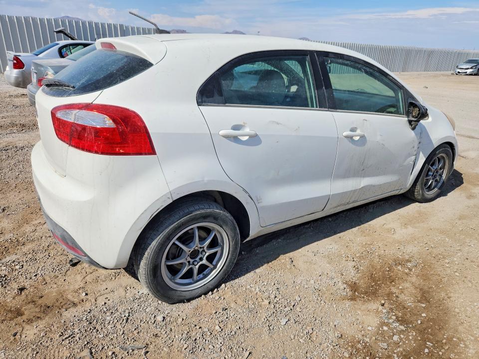 Photo 3 from auction – 2012 KIA RIO with VIN KNADM5A37C6012656