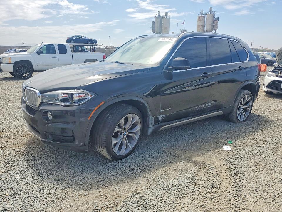 BMW X5 2017 with VIN 5UXKR2C50H0U19266 - Photo from auction