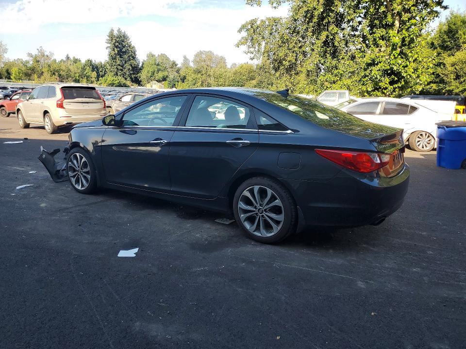 Photo 2 from auction – 2013 HYUNDAI SONATA with VIN 5NPEC4AB7DH633673