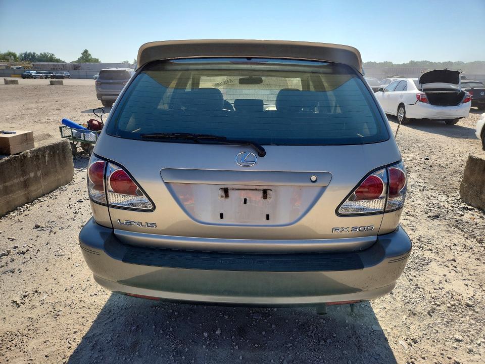 Photo 6 from auction – 2001 LEXUS RX with VIN JTJGF10U310085811