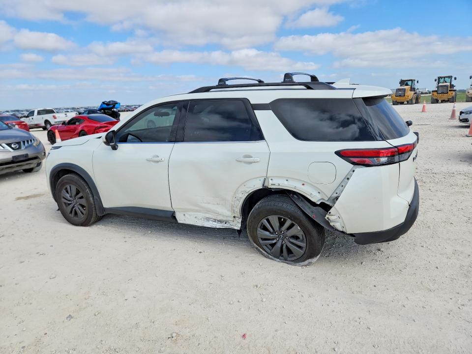 Photo 2 from auction – 2023 NISSAN PATHFINDER with VIN 5N1DR3BB4PC271266