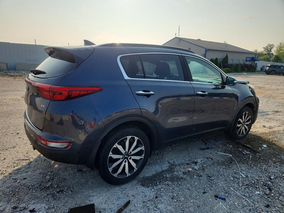 Photo 3 from auction – 2018 KIA SPORTAGE with VIN KNDPNCAC6J7479396