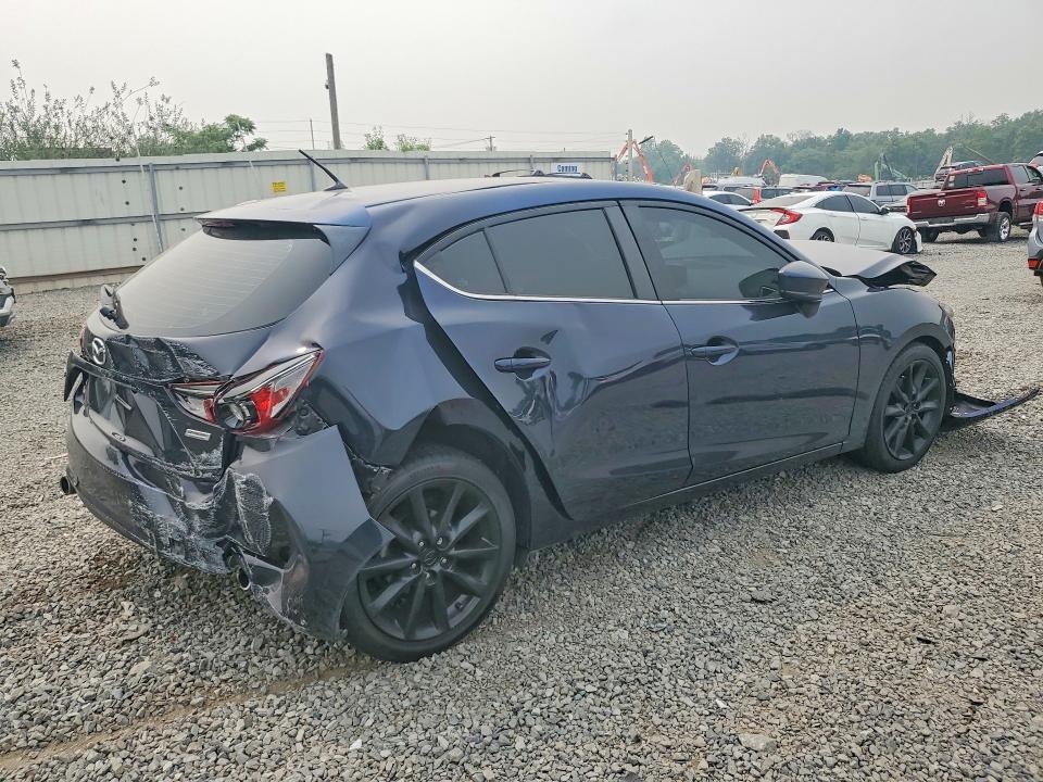 Photo 3 from auction – 2017 MAZDA 3 with VIN 3MZBN1L31HM143566