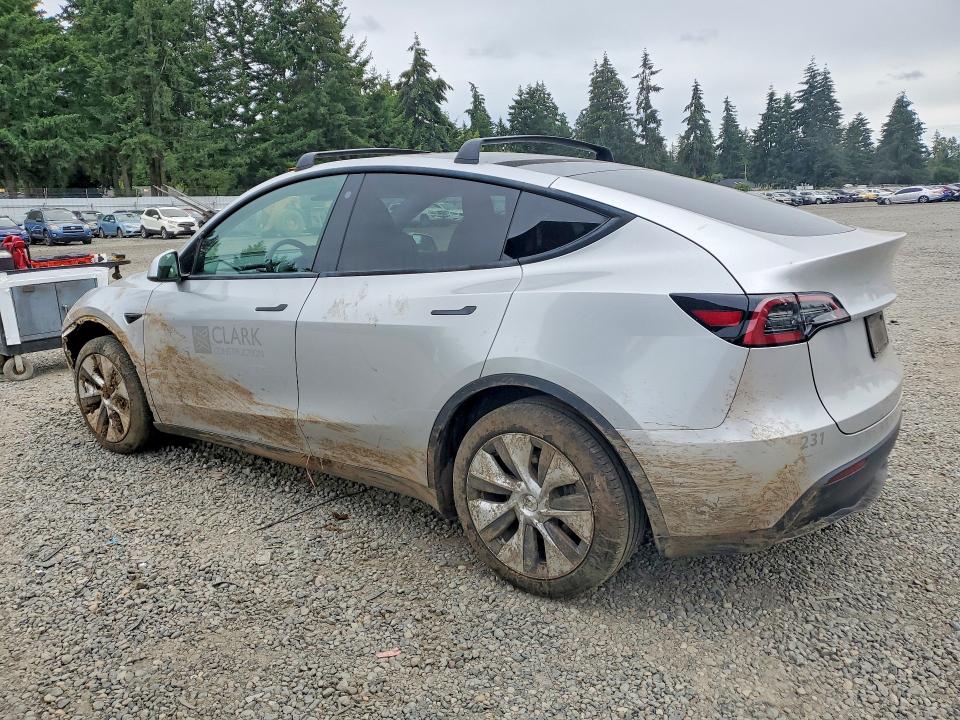 Photo 2 from auction – 2021 TESLA MODEL Y with VIN 5YJYGDEE4MF262122