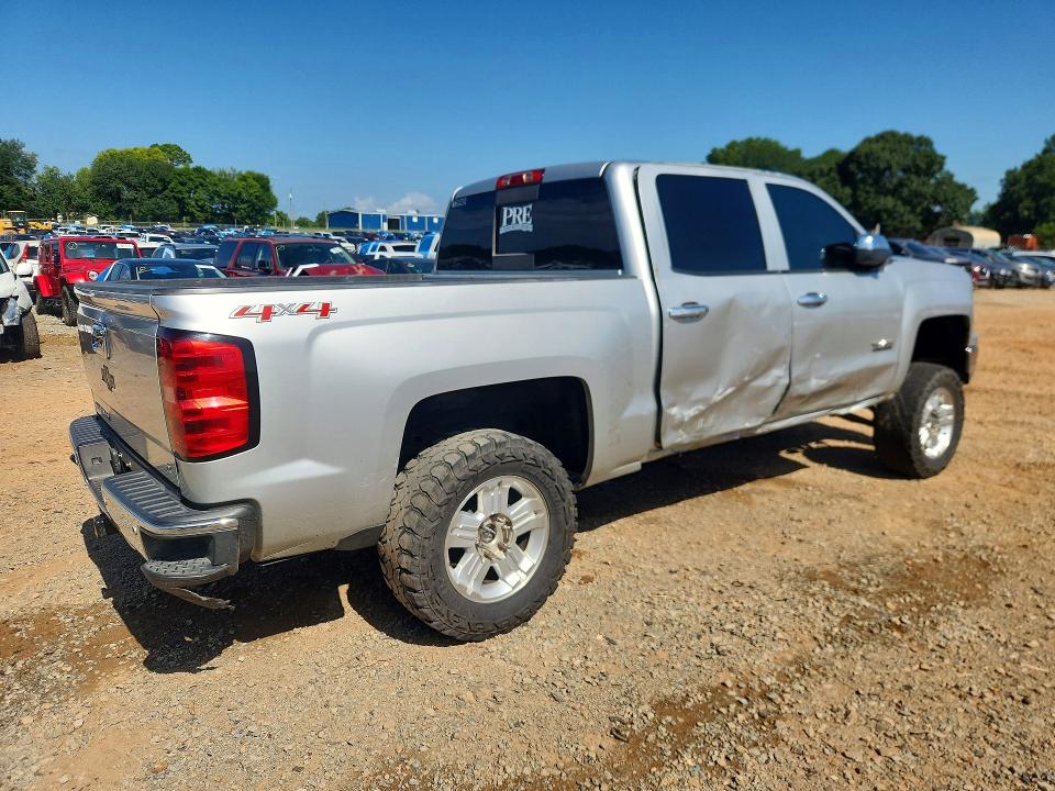 Photo 3 from auction – 2014 CHEVROLET SILVERADO with VIN 3GCUKREC0EG569971