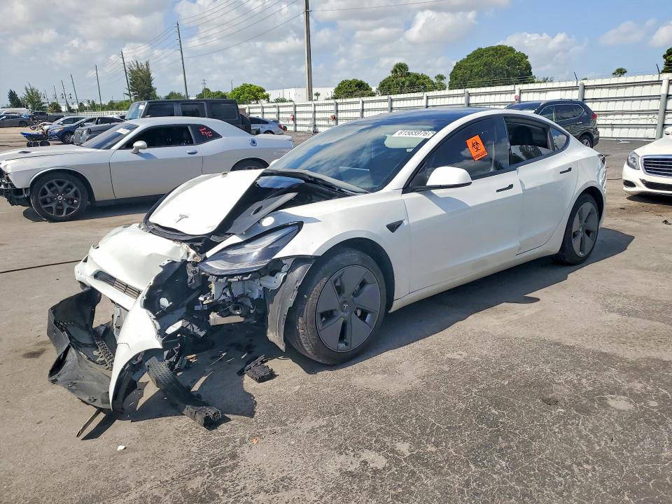 2023 TESLA MODEL 3 - Търг №61565976