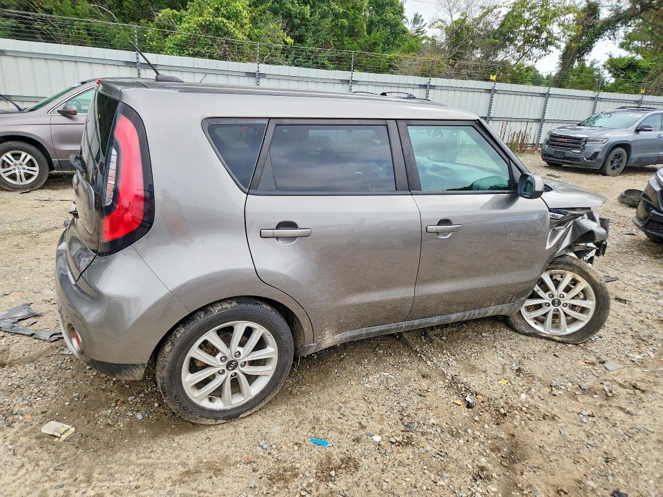 Photo 3 from auction – 2018 KIA SOUL with VIN KNDJP3A57J7518613