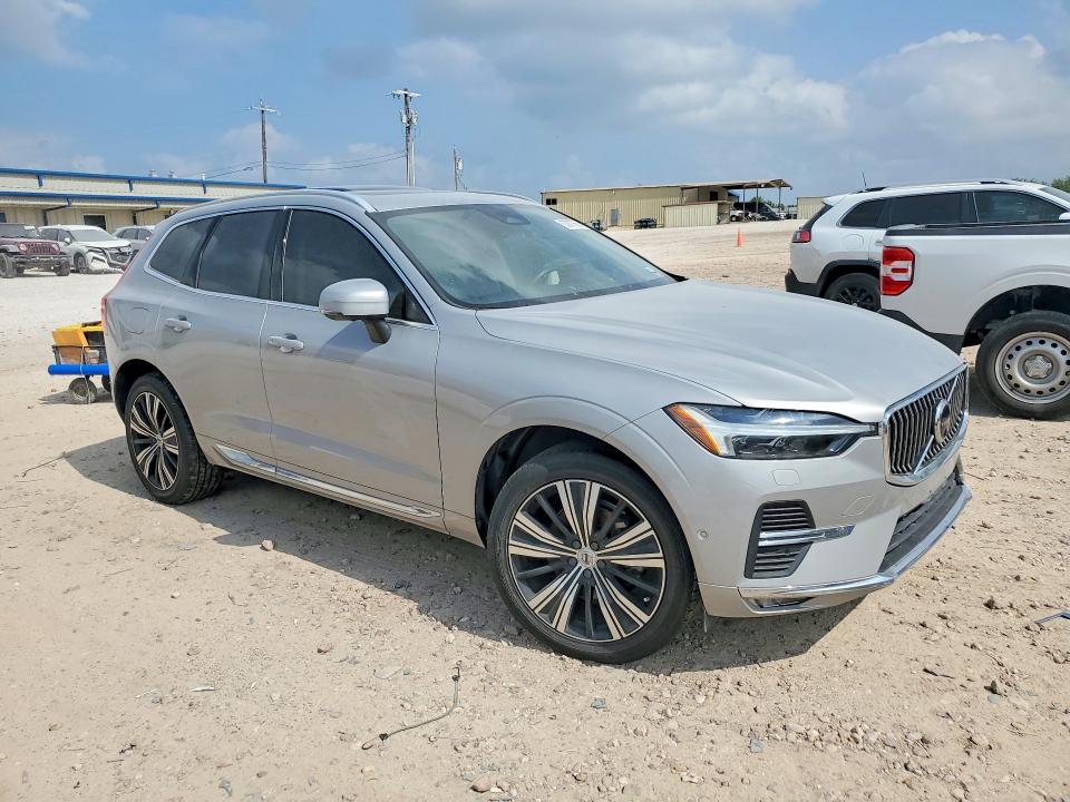 Photo 4 from auction – 2023 VOLVO XC60 with VIN YV4L12DN6P1218117