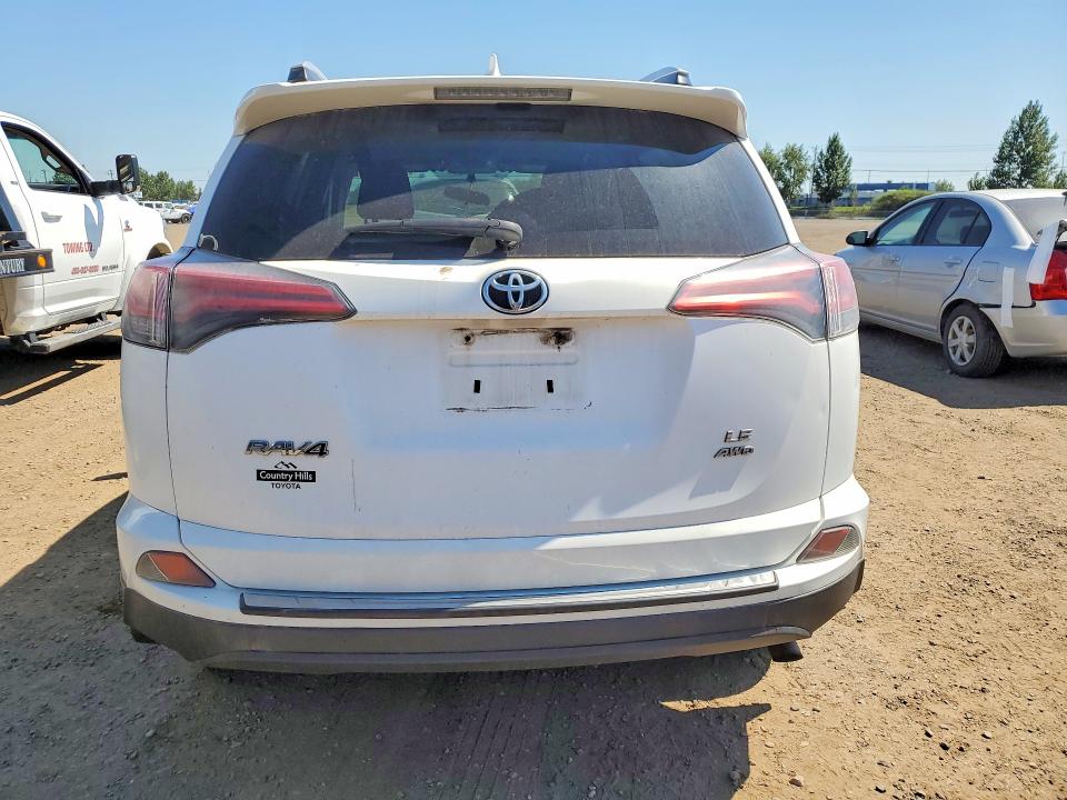Photo 6 from auction – 2016 TOYOTA RAV4 with VIN 2T3BFREV7GW487493