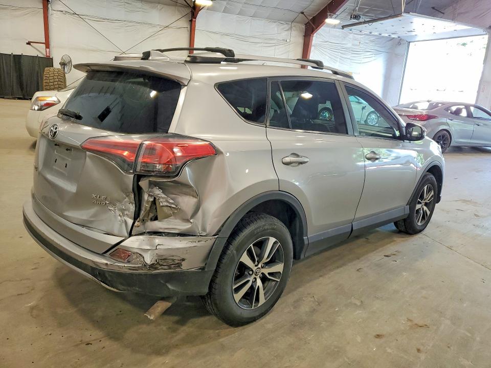 Photo 3 from auction – 2017 TOYOTA RAV4 with VIN 2T3RFREV2HW687228